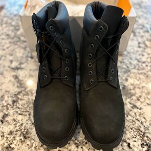 NIB Timberland Black Nubuck 6" Men’s Work Boot